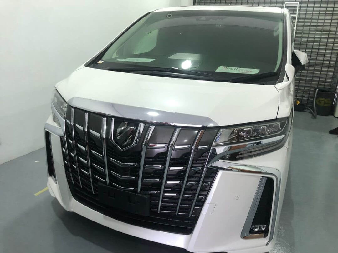 Toyota Alphard Car